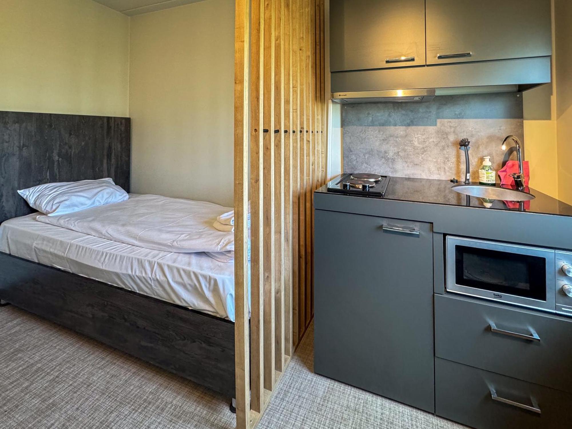 Joenkoeping Hotel Apartments Eksteriør bilde