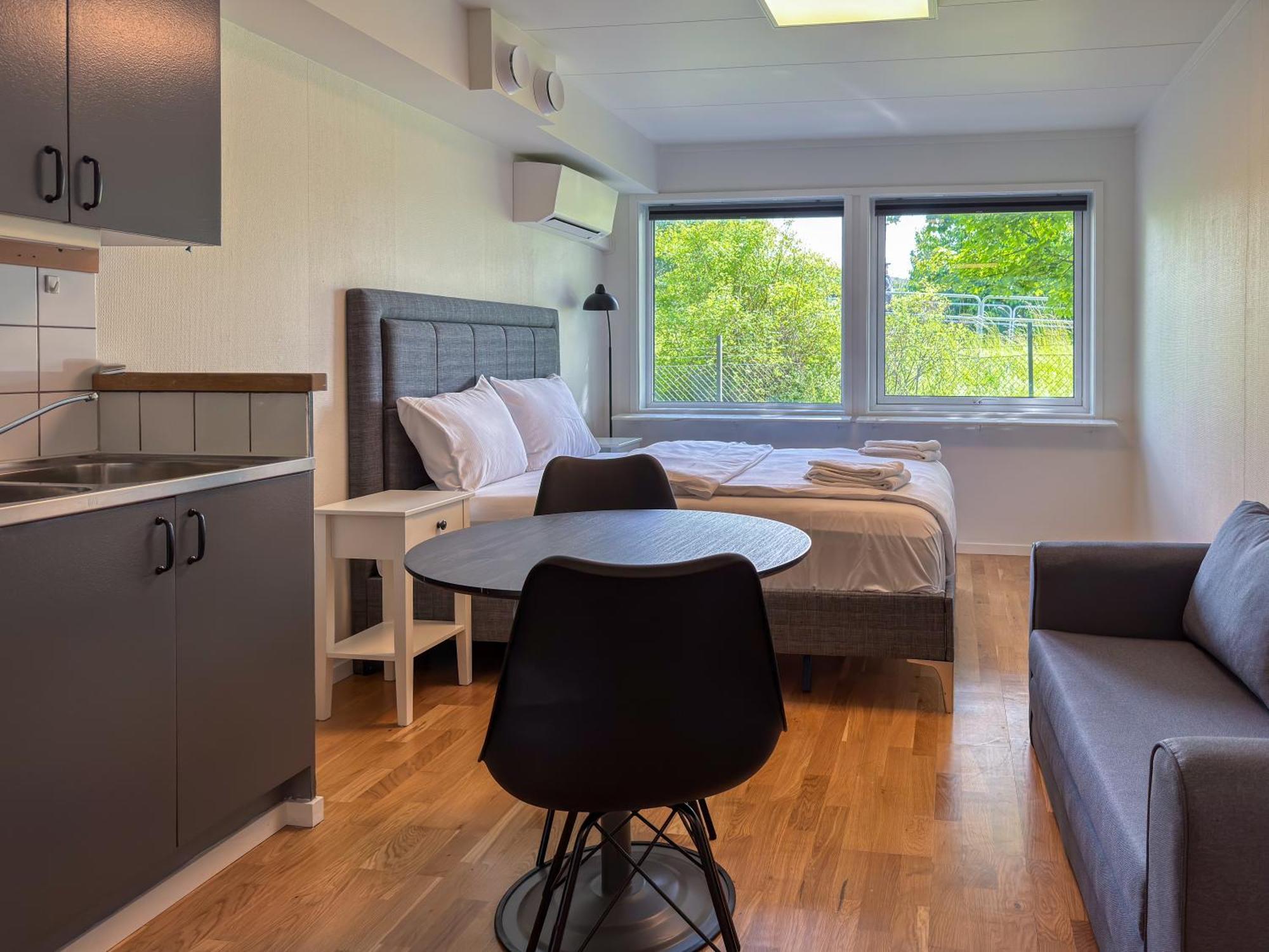 Joenkoeping Hotel Apartments Eksteriør bilde